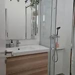 דירה Lam Design Greenery Ac - Balcony *