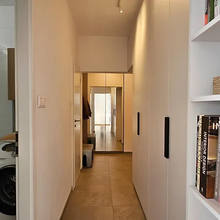 Lam Design Greenery Ac - Balcony Appartement *