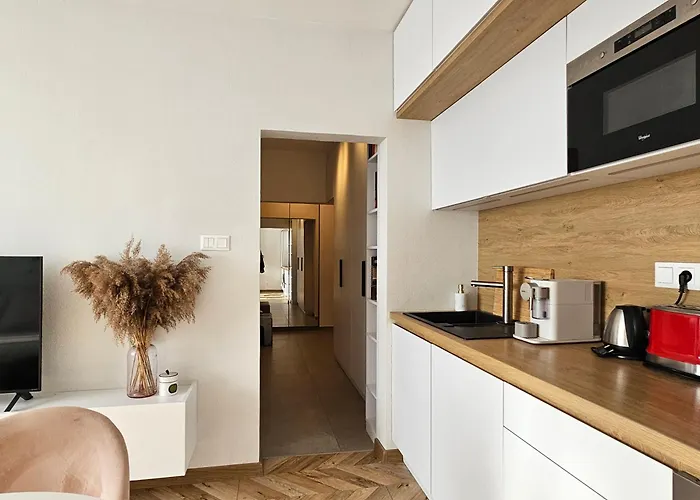 Lam Design Greenery Ac - Balcony Appartement