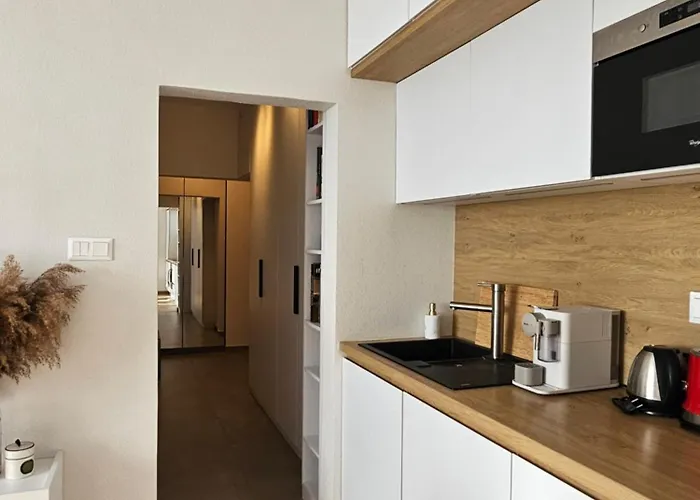 Lam Design Greenery Ac - Balcony * Bratysława