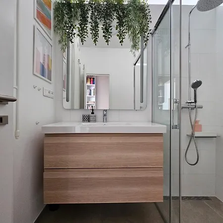 Lam Design Greenery Ac - Balcony Daire *